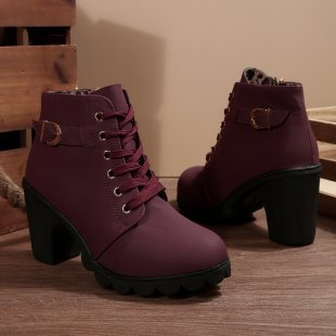 Helena - Botines con hebilla metálica